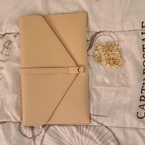 Hand bag